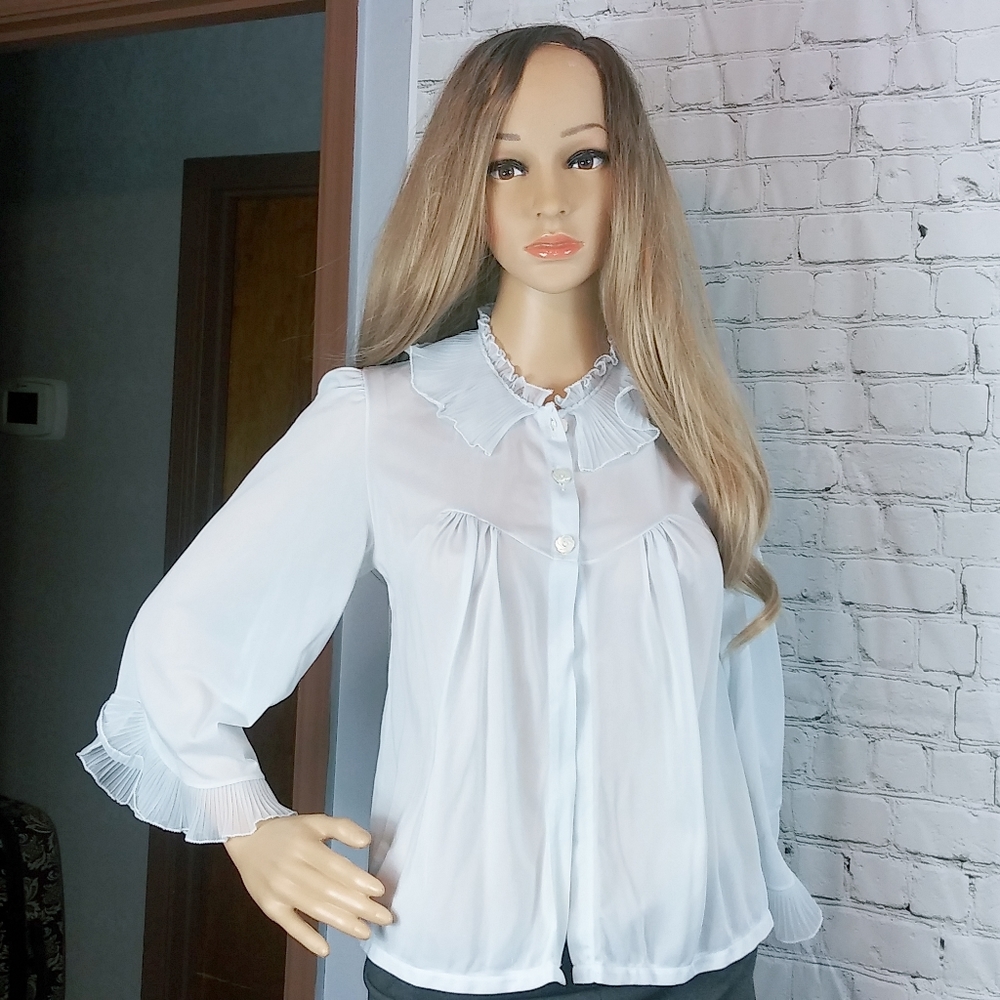 Vintage bed jacket size small